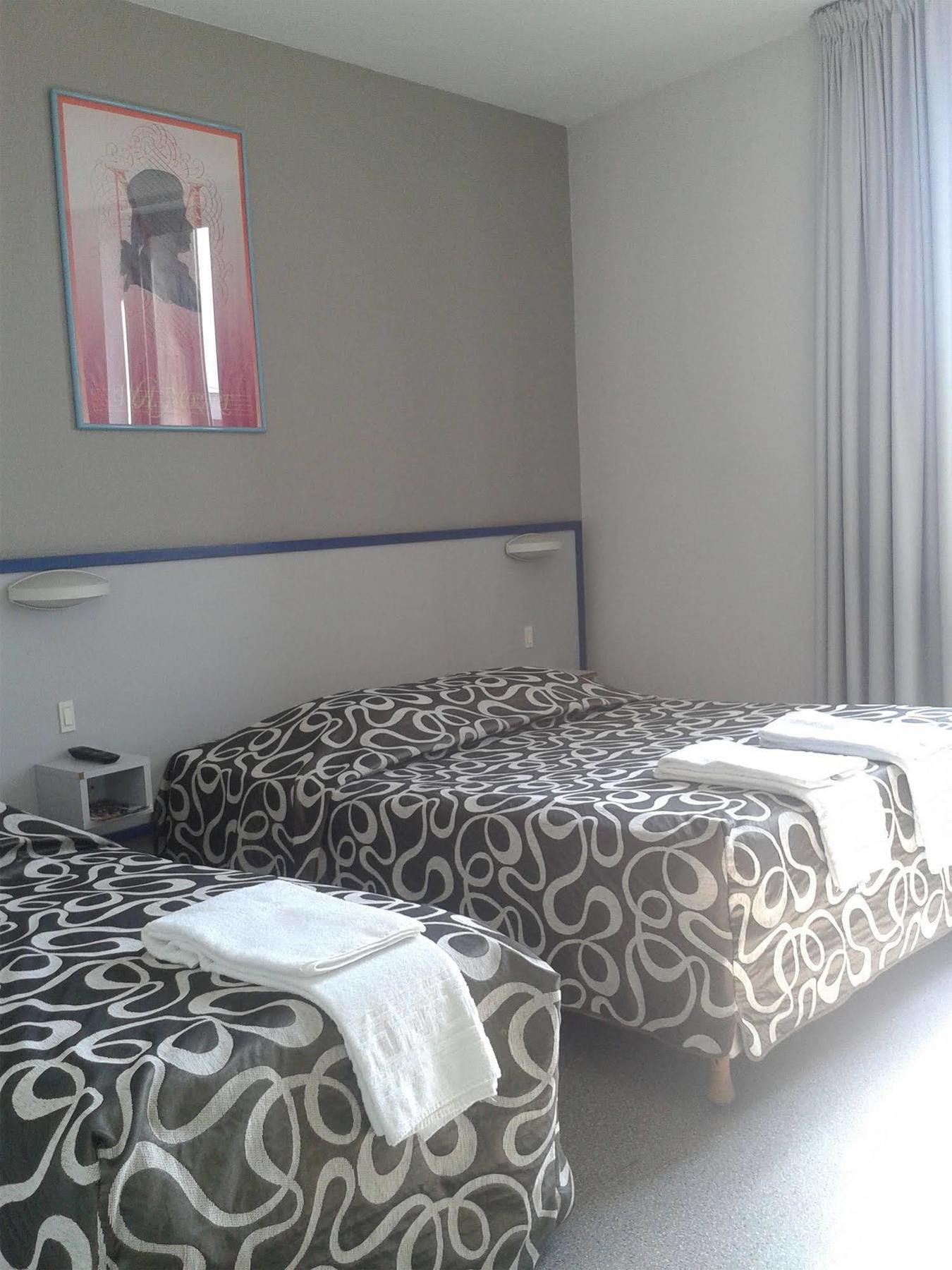 Hotel Entre 2 Mers Proche Bordeaux Carbon-Blanc Ngoại thất bức ảnh